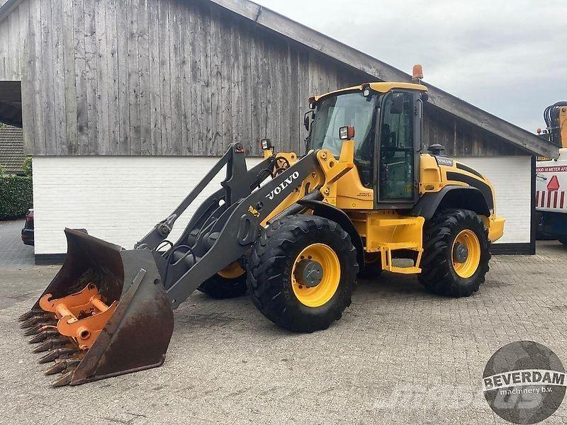Volvo L45F Rataslaadurid