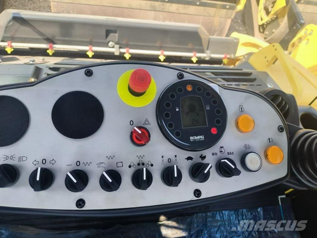 Bomag BW 203 AD-4 Tandemrullid