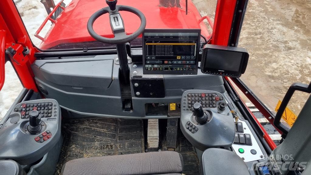 Komatsu 895 Forwarderid