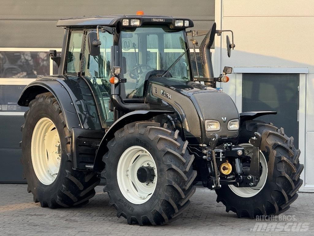 Valtra N 122 V Traktorid