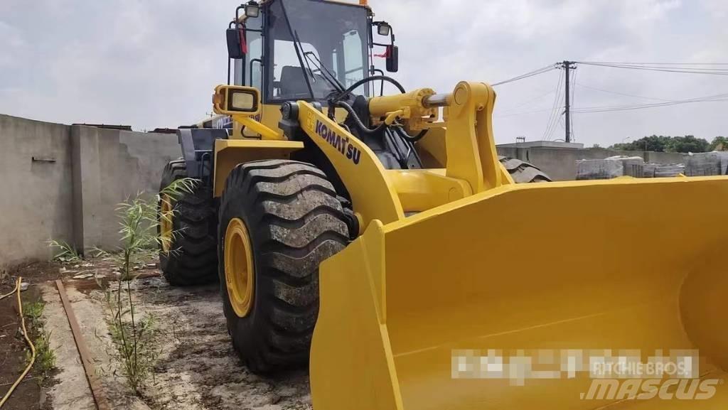 Komatsu WA 470 Rataslaadurid