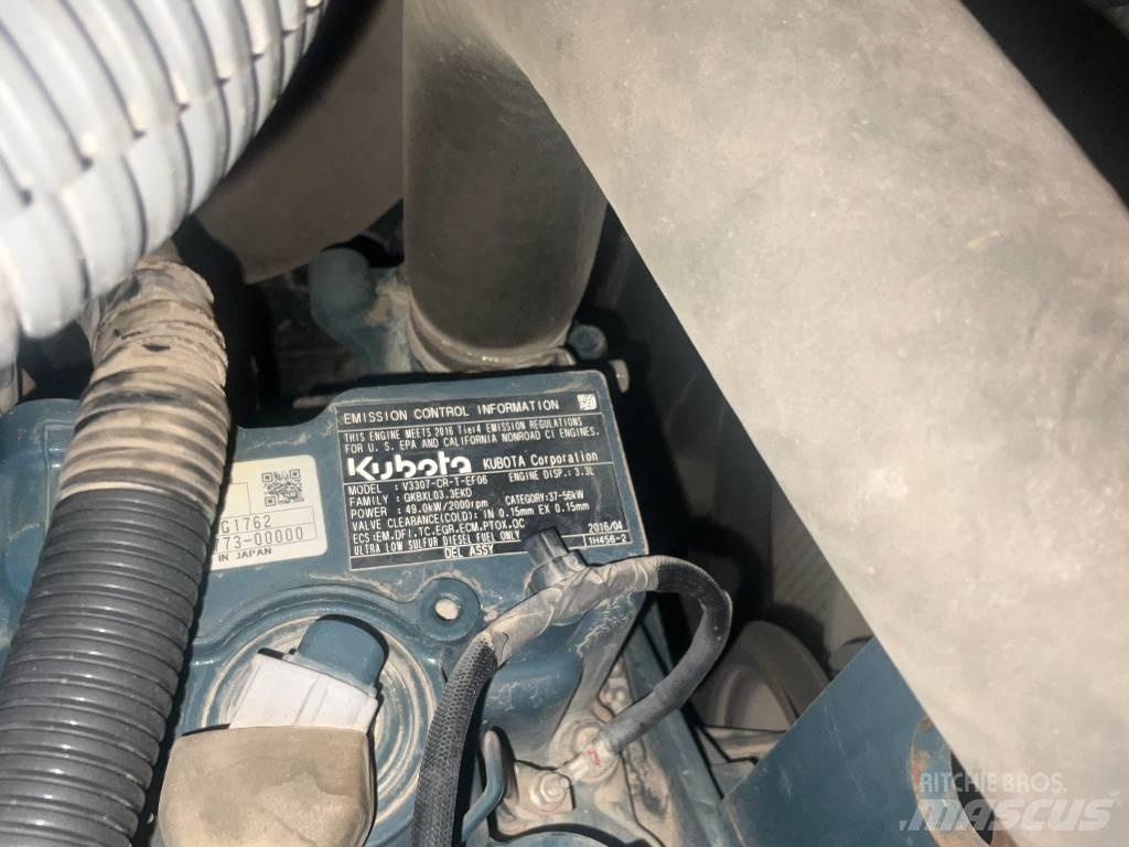 Kubota KX 080-4 Väikeekskavaatorid 7t-12t