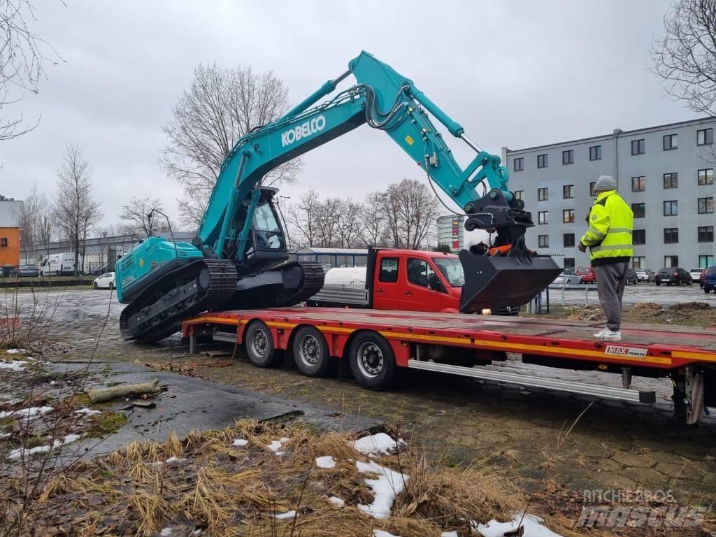 Kobelco SK 210 LC-11 Roomikekskavaatorid
