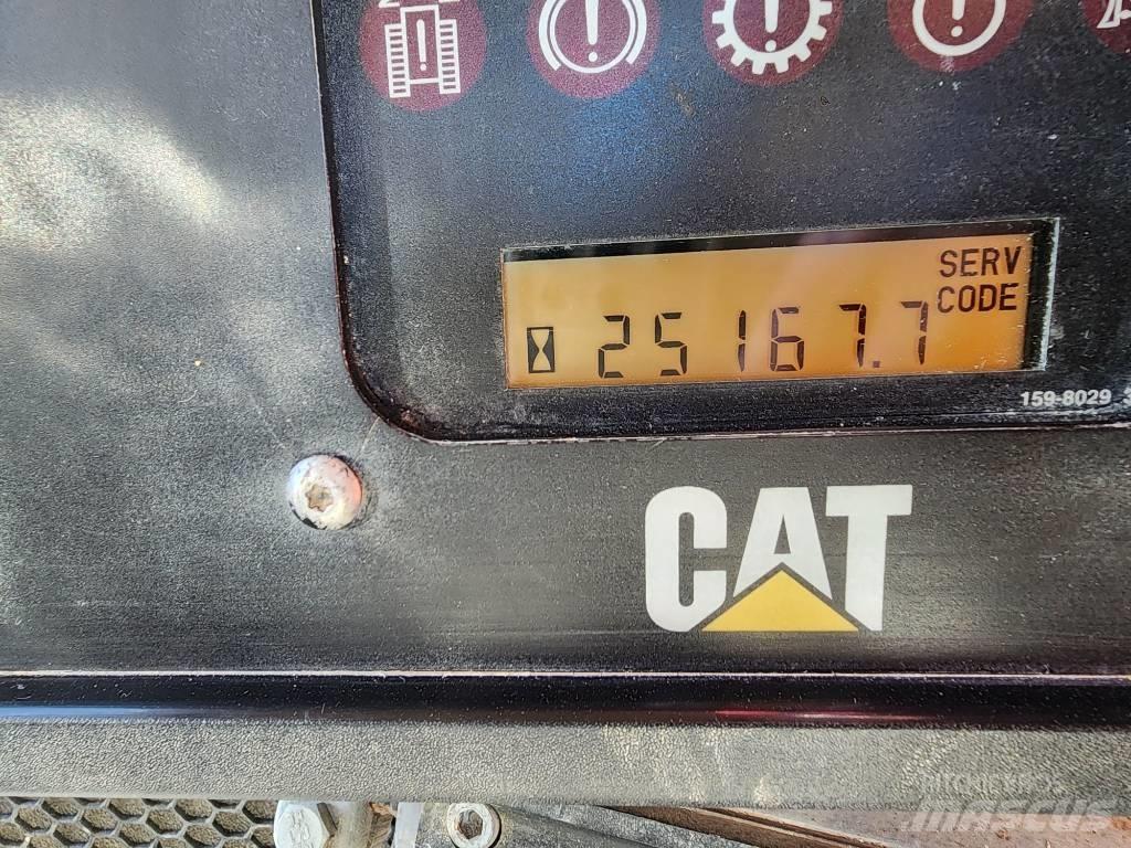 CAT D7R SERIE 2 Buldooserid