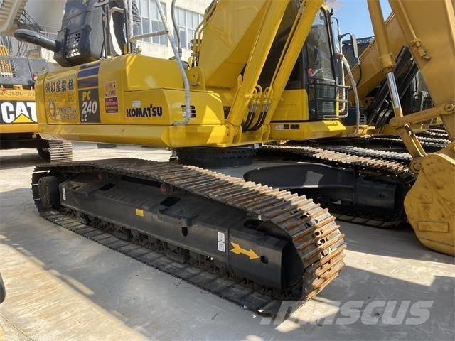 Komatsu PC 240 LC Roomikekskavaatorid