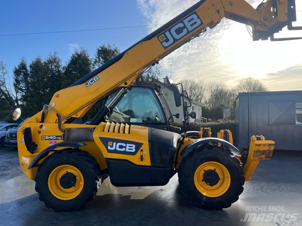 JCB 540-140 Hi Viz Teleskooplaadurid