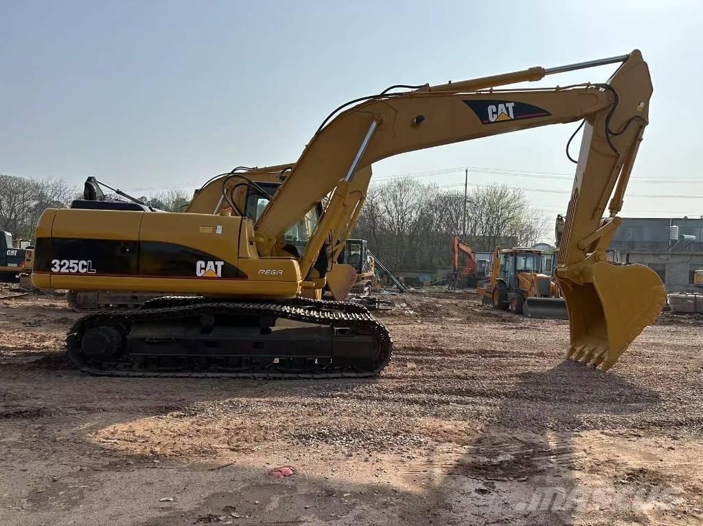 CAT 325CL Roomikekskavaatorid