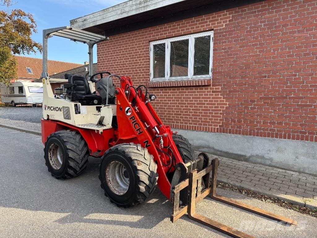 Pichon p330 Väikelaadurid