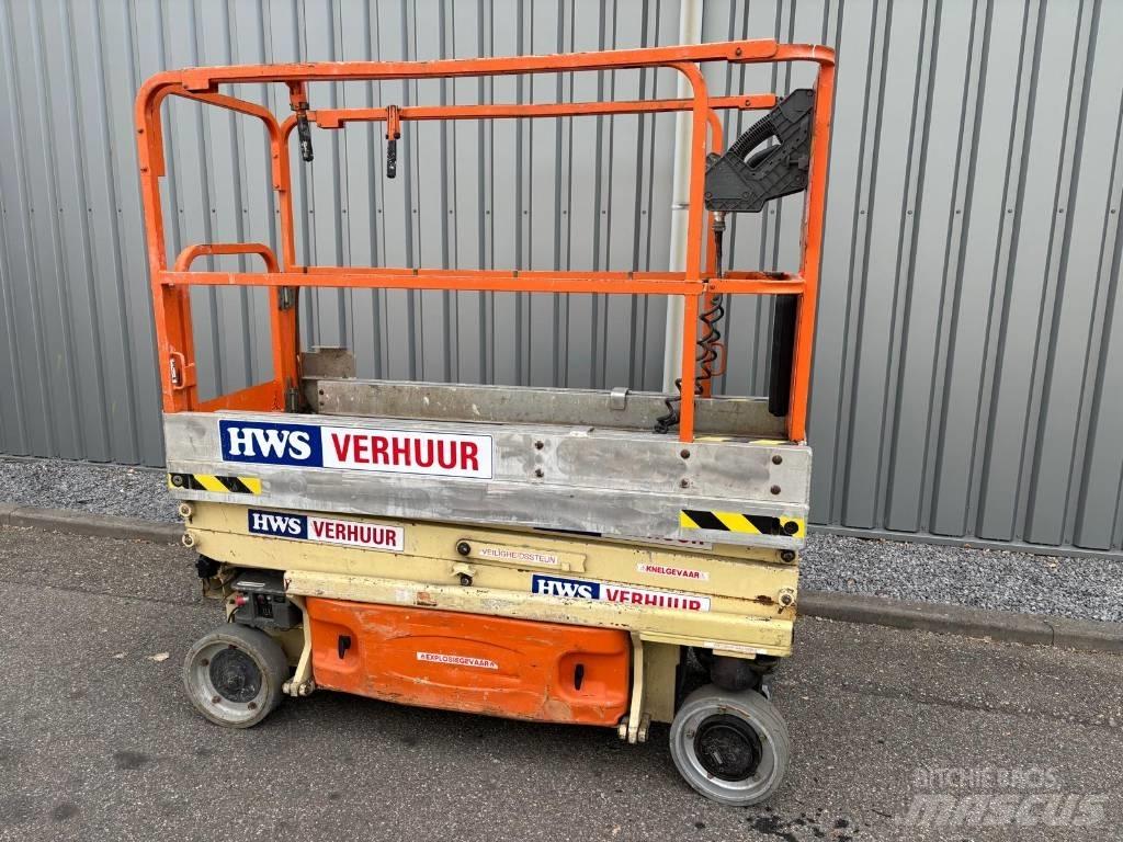 JLG 1930 ES Käärtõstukid
