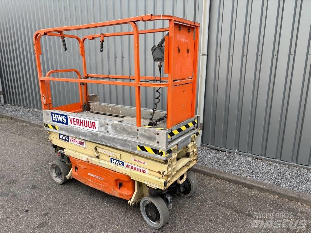 JLG 1930 ES Käärtõstukid