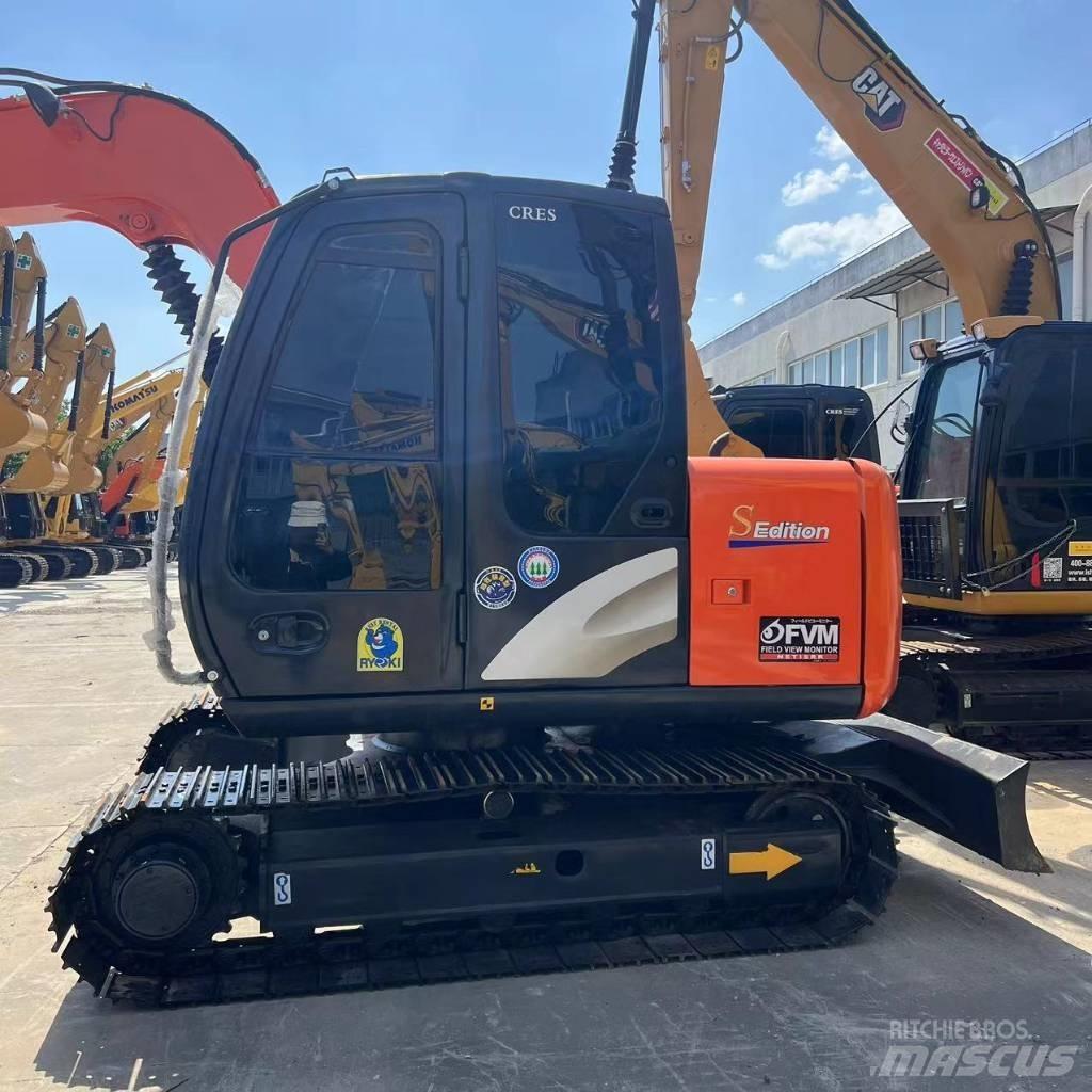 Hitachi ZX 70 Miniekskavaatorid < 7 t