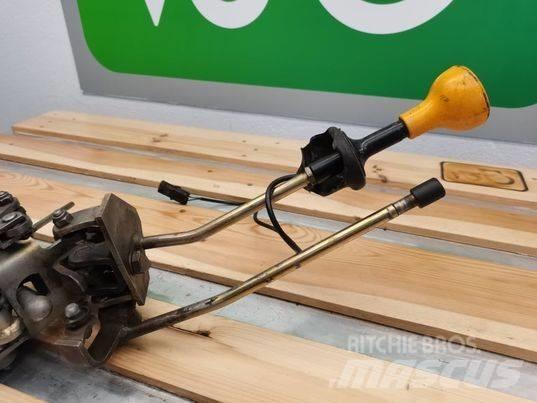 JCB 537-125 joystick kabiinid