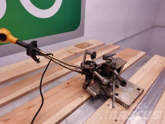 JCB 537-125 joystick kabiinid