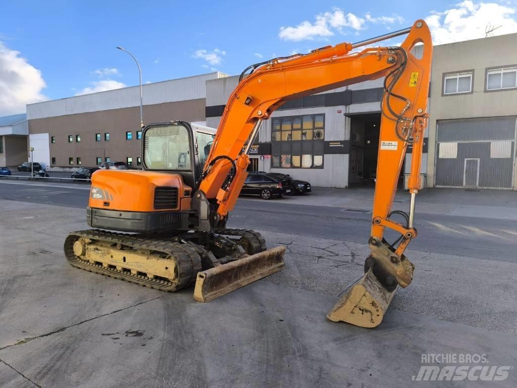Doosan DX 85 R-3 Väikeekskavaatorid 7t-12t