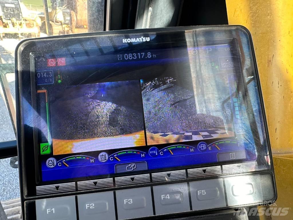 Komatsu HB 365LC-3 Roomikekskavaatorid