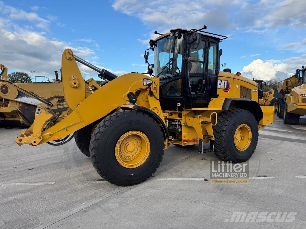 CAT 938 M Rataslaadurid