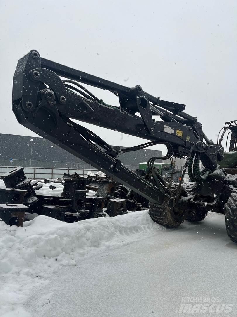 John Deere 1270G Harvesterid
