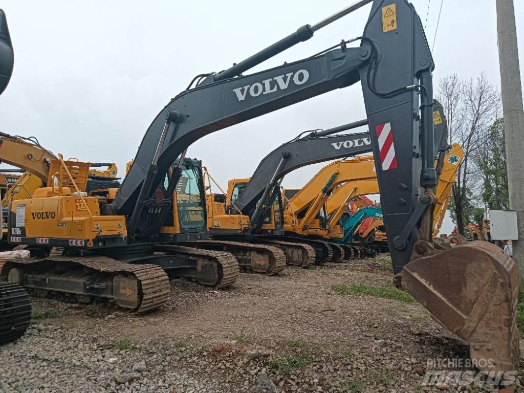 Volvo EC 210 Roomikekskavaatorid