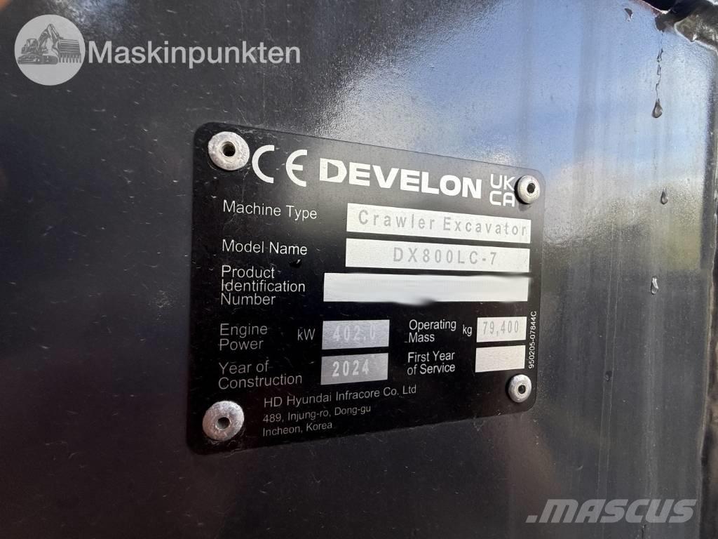 Develon 800 LC Roomikekskavaatorid