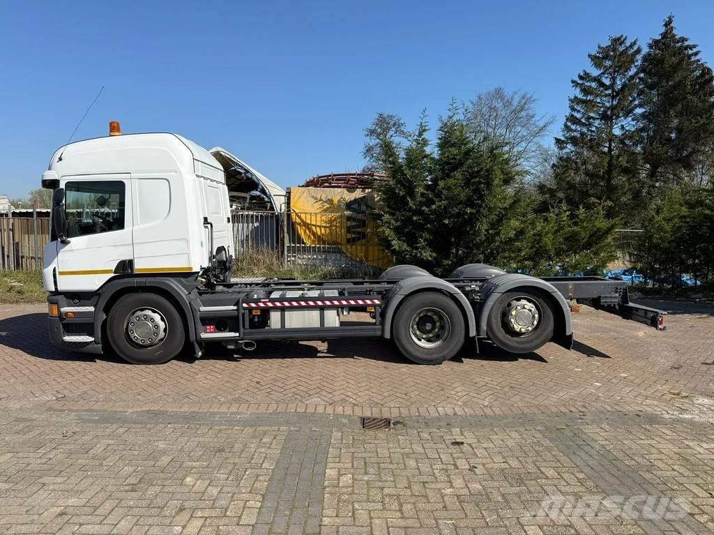 Scania P280 Raamautod