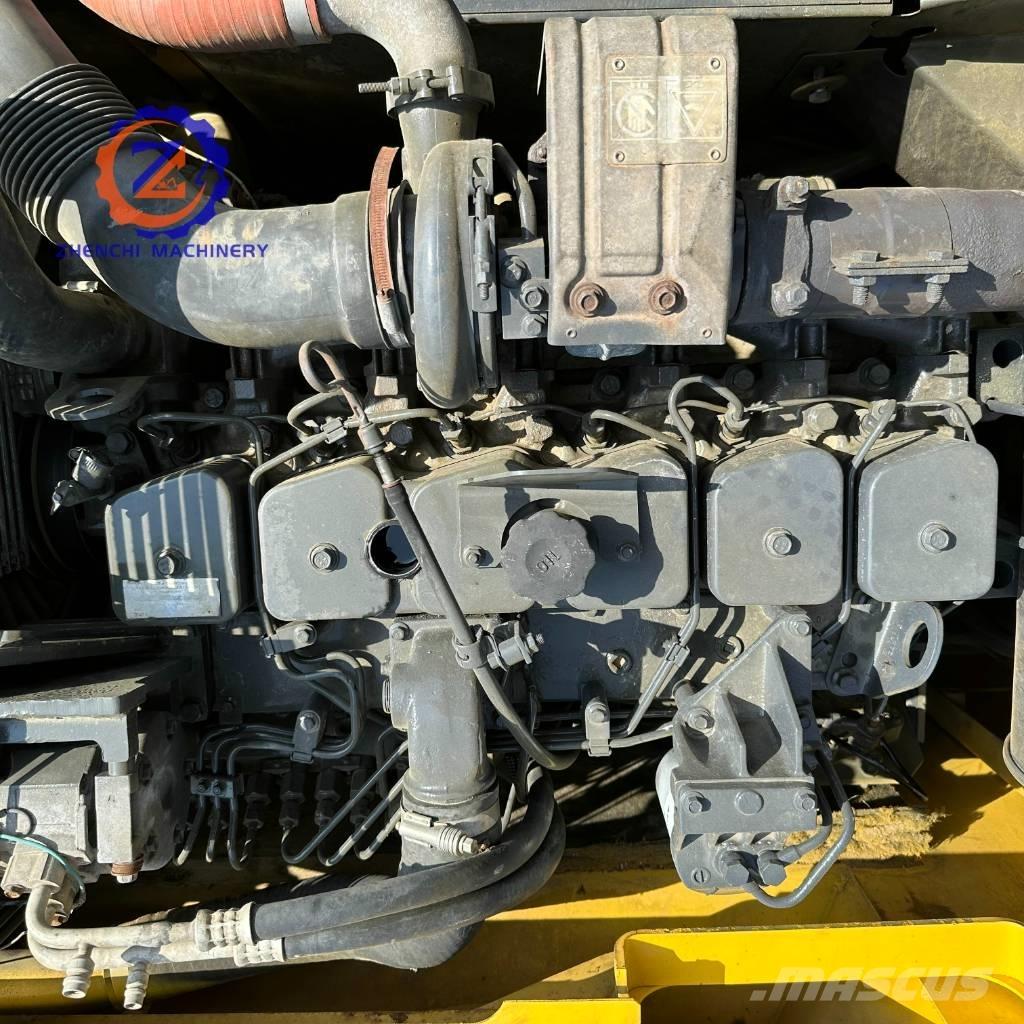 Komatsu PC 200 Roomikekskavaatorid