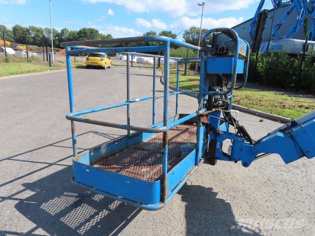 Genie Z 135 Iseliikuvad poomtõstukid