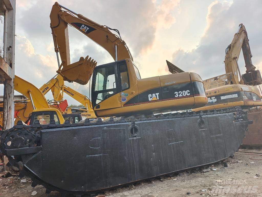 CAT 320 C Amfiib ekskavaatorid