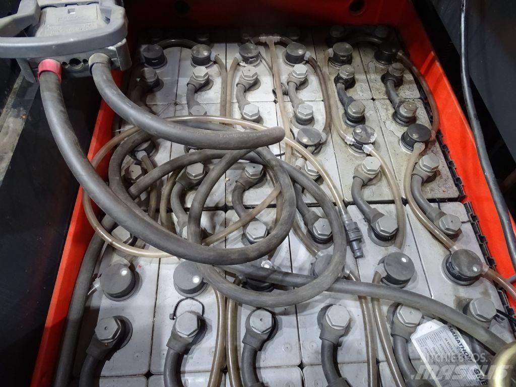 Linde V10 Kõrged komplekteerimistõstukid