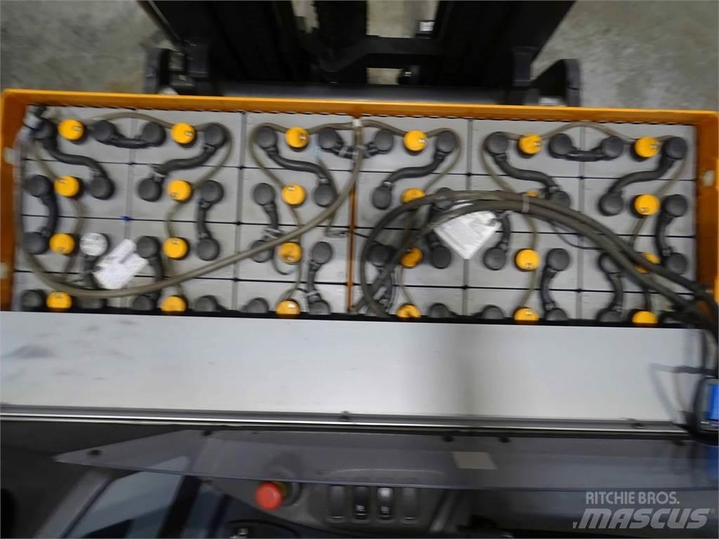 Still FM-X14 Lükandmastiga tõstukid