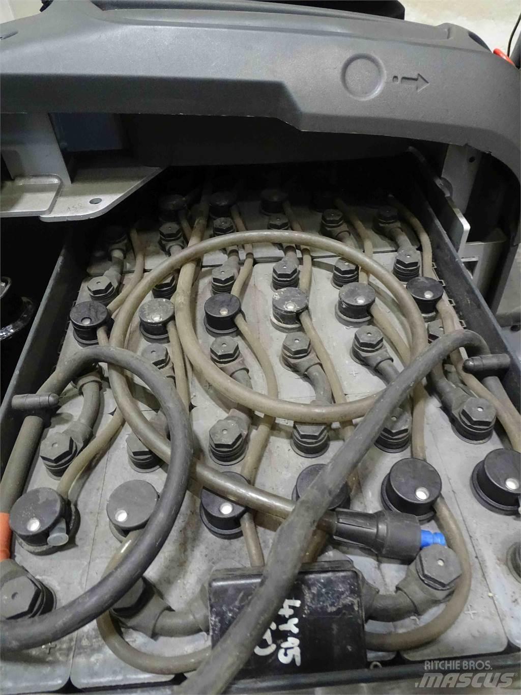 Still LTX70 Elektriline puksiir