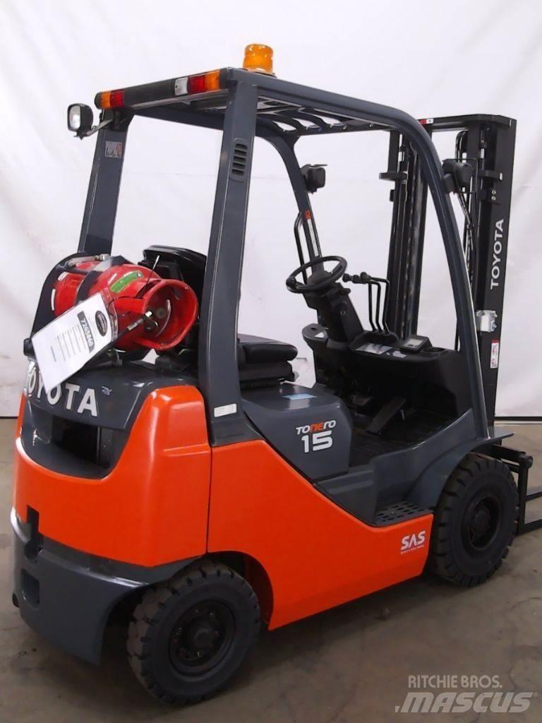 Toyota 02-8FGF15 Gaasitõstukid