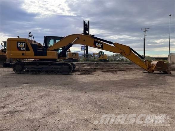 CAT 320 Roomikekskavaatorid