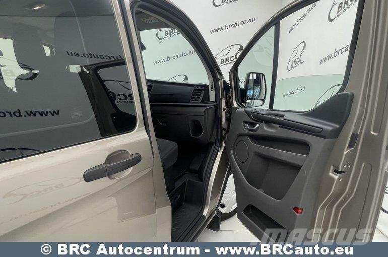 Ford Transit Custom Väikebussid