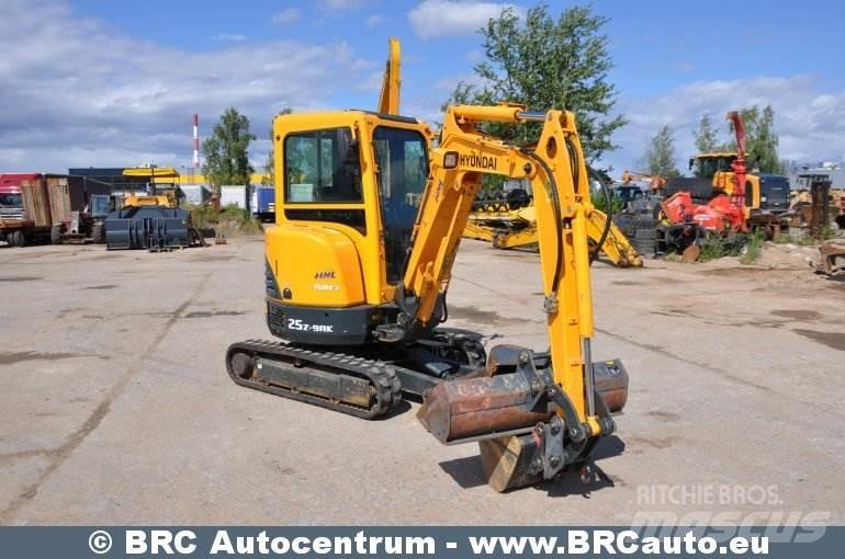 Hyundai R25Z-9AK Miniekskavaatorid < 7 t