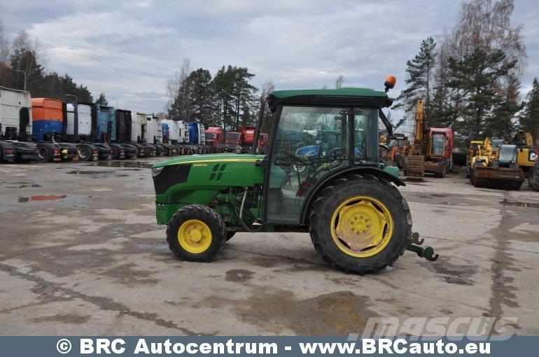 John Deere 5085 Traktorid