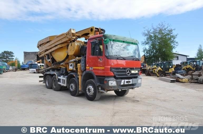 Mercedes-Benz 4144 Betooniveokid