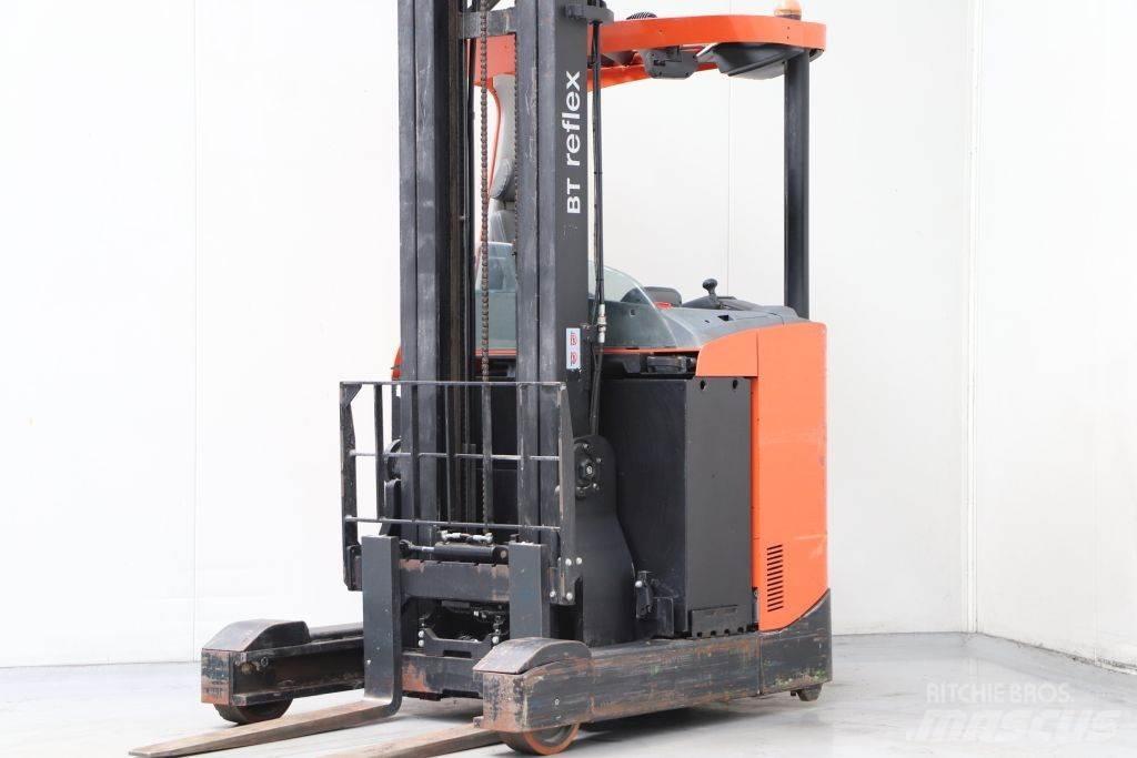 BT RRE160 Lükandmastiga tõstukid
