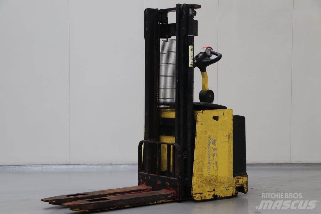 Hyster S1.2S-30 IL Järelkäidavad virnastajad
