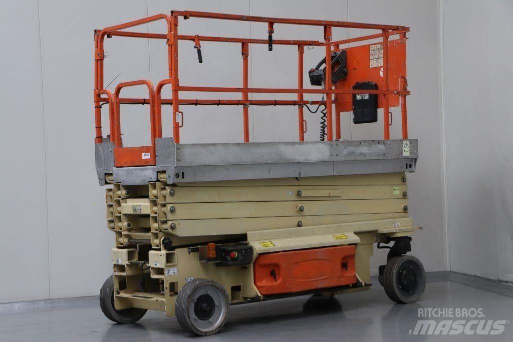 JLG 3246 ES Käärtõstukid