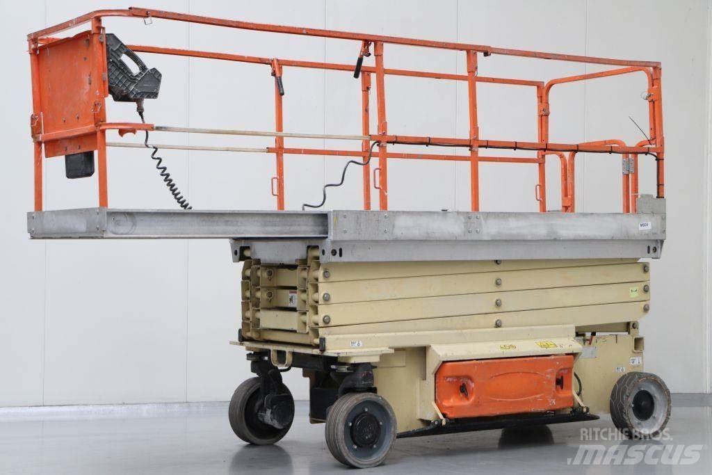 JLG 3246 ES Käärtõstukid