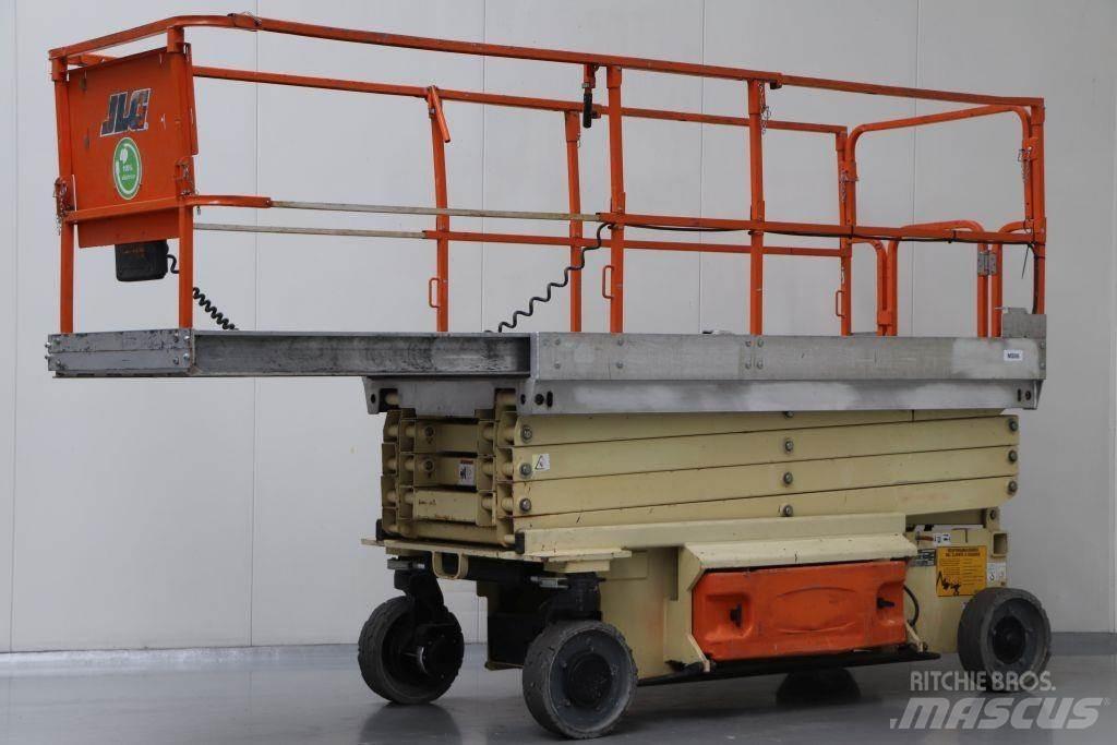 JLG 3246 ES Käärtõstukid