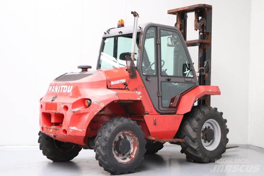 Manitou M30-4 Maastikutõstukid