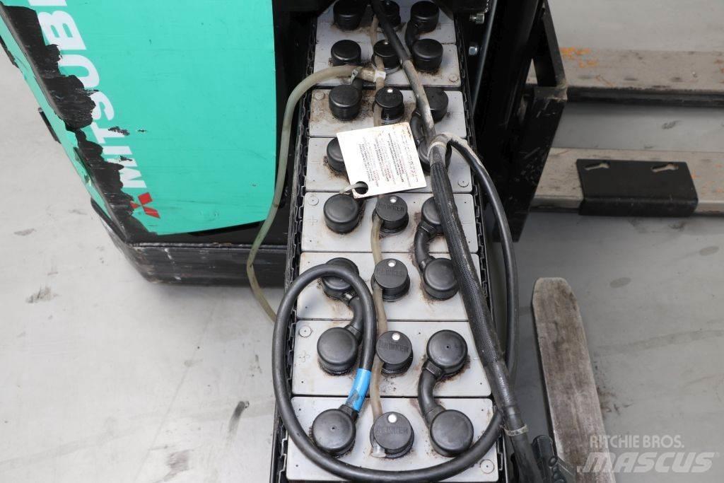 Mitsubishi SBS15N Platvormiga virnastajad