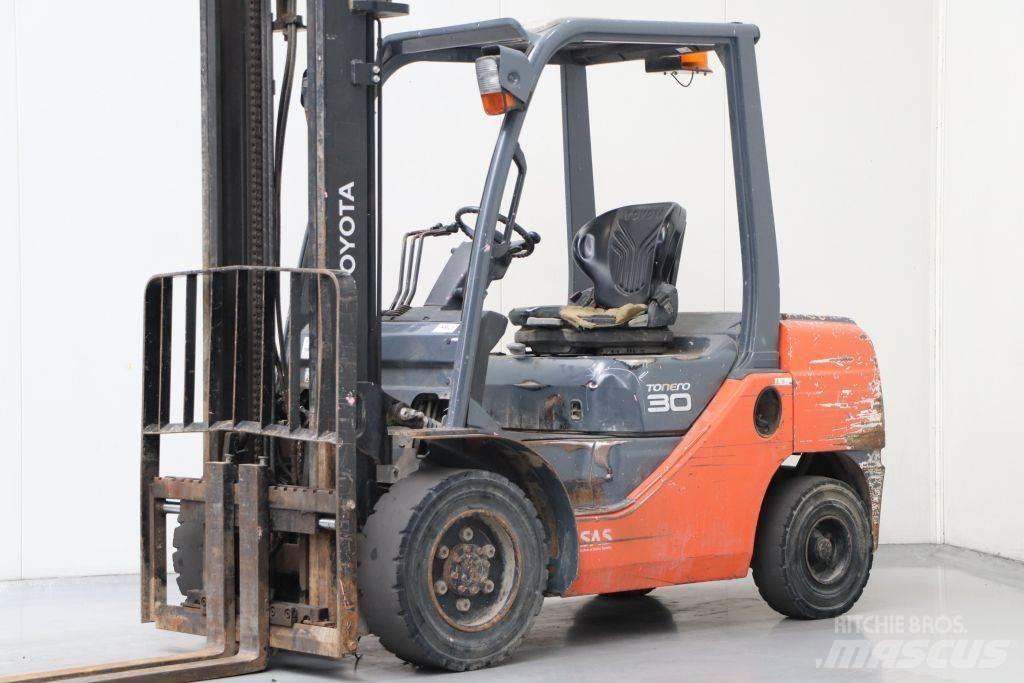 Toyota 02-8FDF30 Diiseltõstukid