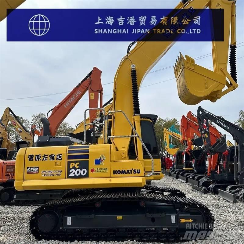 Komatsu PC 200 Roomikekskavaatorid