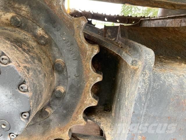 Komatsu PC 60-7 Roomikekskavaatorid