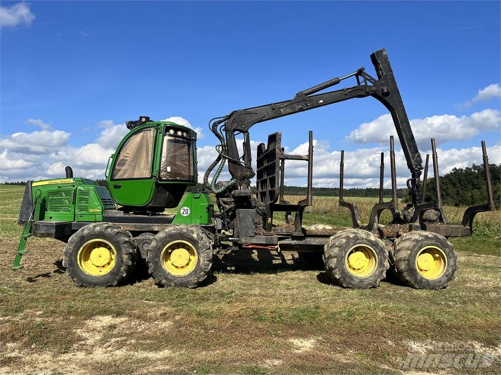 John Deere 1210E Forwarderid