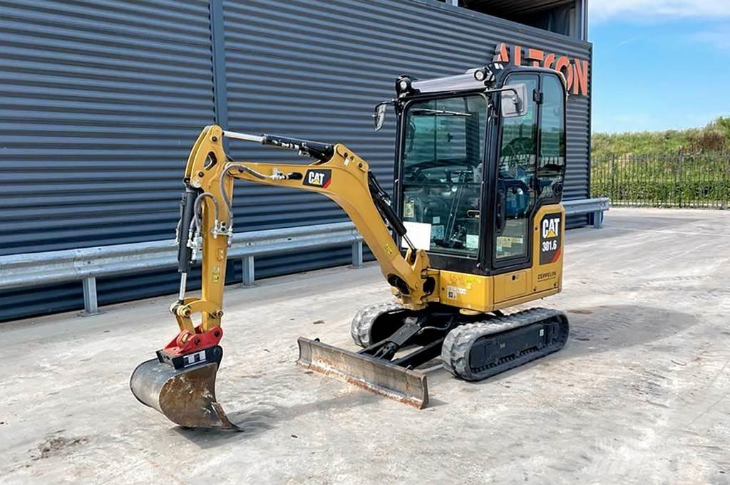 CAT 301.6-05 A Roomikekskavaatorid