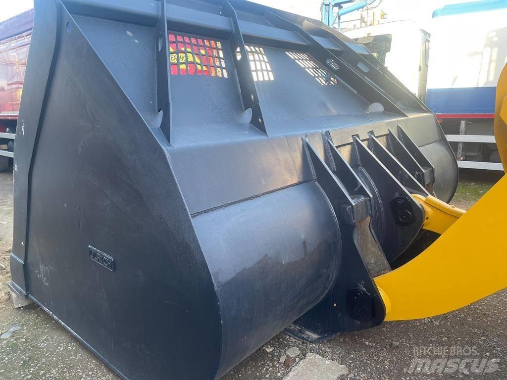 Komatsu WA 470 Rataslaadurid