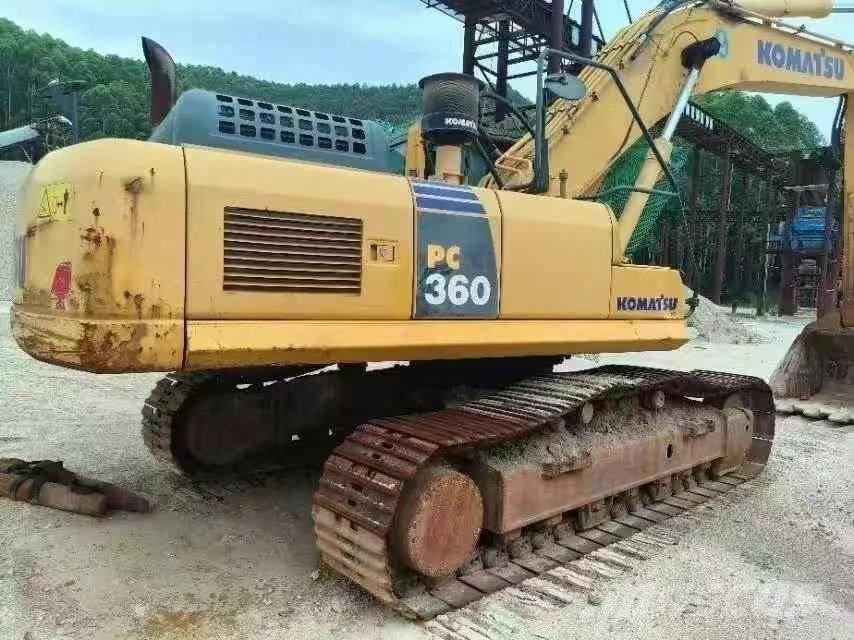 Komatsu PC 360-8 Roomikekskavaatorid
